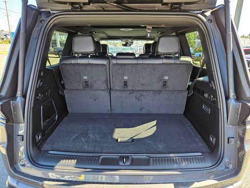 New 2026 Jeep Grand Wagoneer Limited AWD/4WD image 11