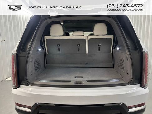 New 2026 Cadillac Escalade IQL Luxury image 22