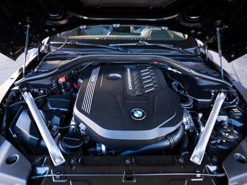 Used 2020 BMW Z4 M40i w/ Premium Package image 29