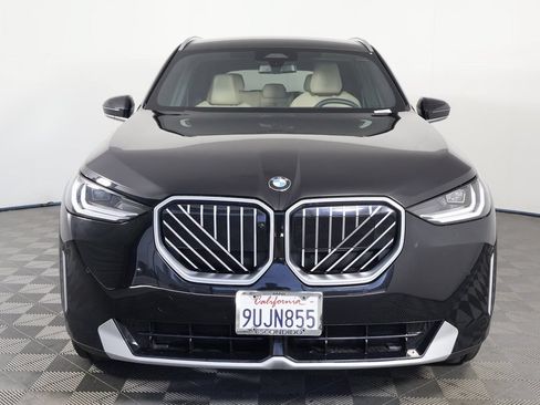 Used 2025 BMW X3 xDrive30i w/ Premium Package AWD/4WD image 2