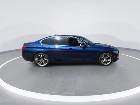 Used 2018 BMW 330i Sedan RWD image 13