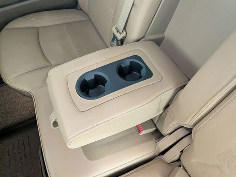 Used 2022 RAM 3500 Limited image 32