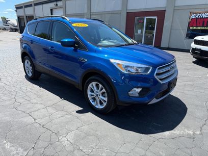 Used 2018 Ford Escape SE w/ SE Sync 3 Package
