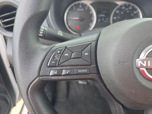 Used 2024 Nissan Kicks SV image 15