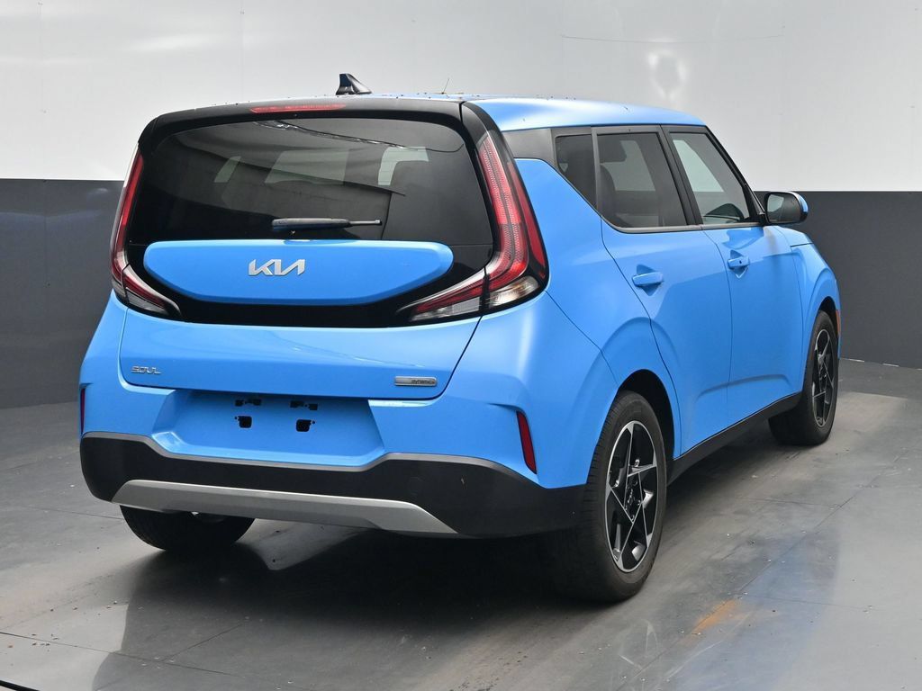 Used 2023 Kia Soul EX FWD image 28