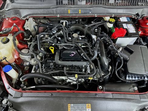 Used 2019 Ford Fusion SEL FWD image 33