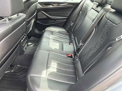 Used 2018 BMW 530i xDrive image 14