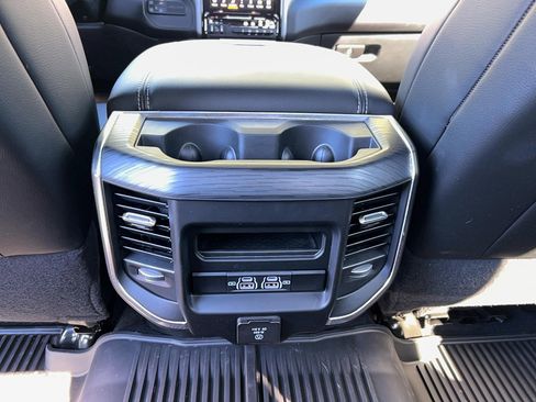 Used 2024 RAM 2500 Laramie w/ Night Edition image 32