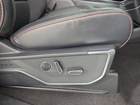 Used 2024 Ford F150 Raptor AWD/4WD image 45