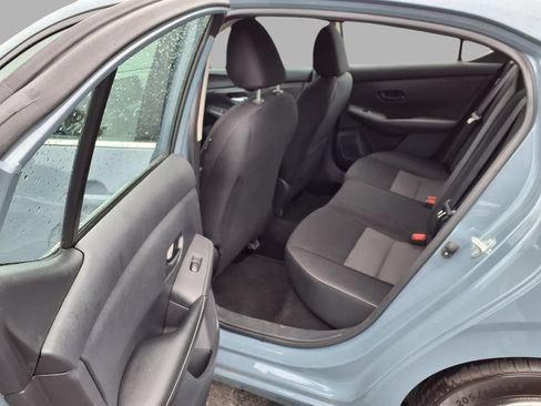 Used 2025 Nissan Sentra SV w/ All-Weather Package FWD image 23