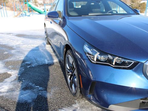 New 2026 BMW 530i xDrive AWD/4WD image 44