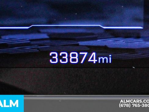 Used 2025 Chevrolet Suburban Z71 AWD/4WD image 45