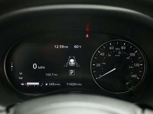 Used 2023 Nissan Kicks SR w/ SR Premium Package image 32