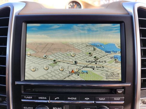 Used 2014 Porsche Cayenne image 31