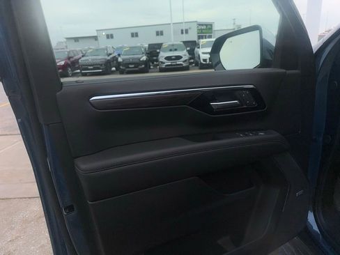 Used 2025 Chevrolet Tahoe Premier w/ Sun And Tow Package image 13