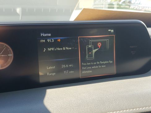 Certified 2022 Lexus UX 200 image 25