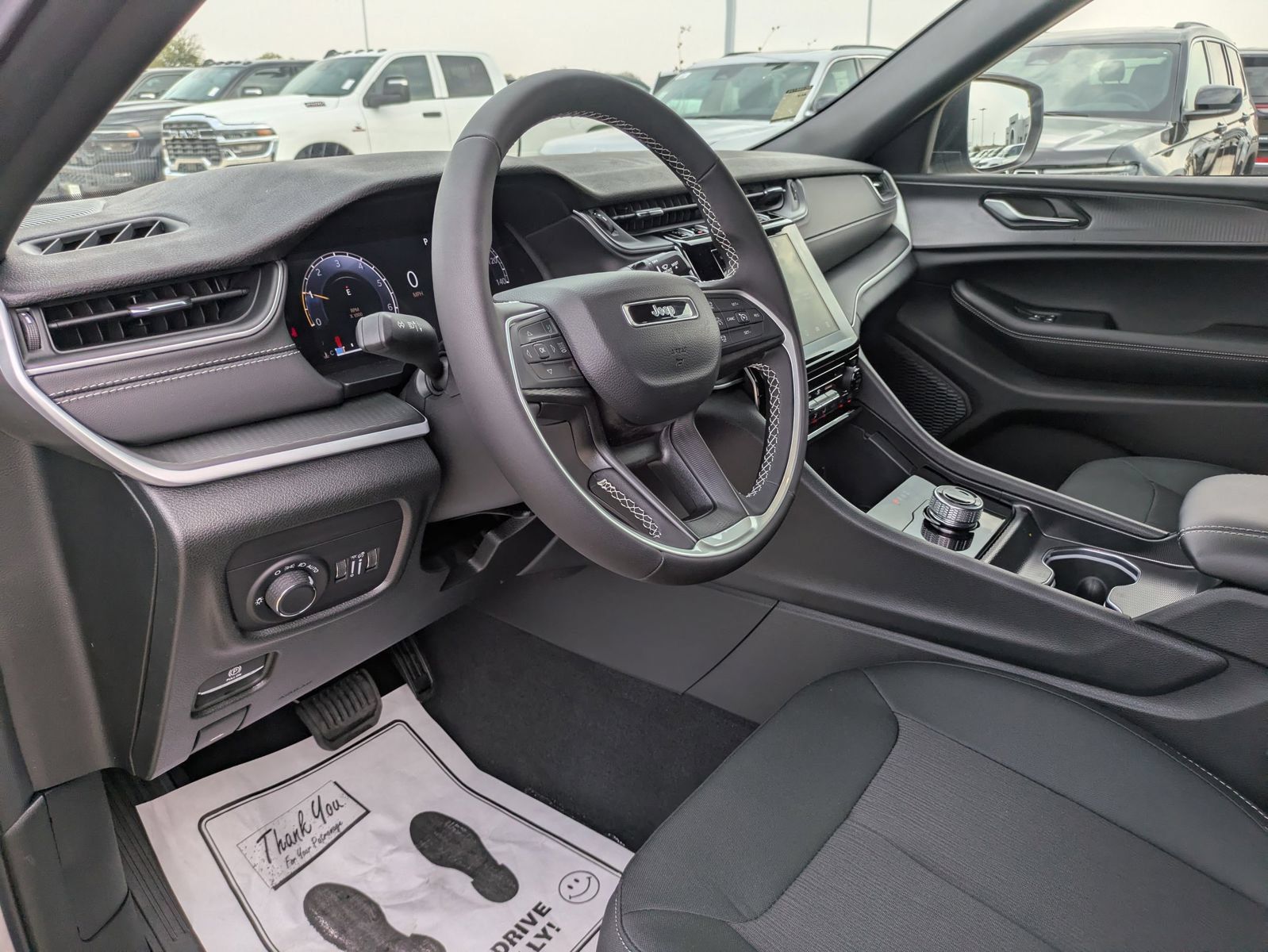 New 2025 Jeep Grand Cherokee Laredo X w/ MOPAR Finishing Package RWD image 9