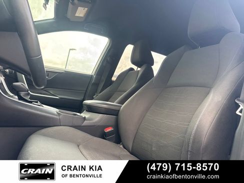 Used 2022 Toyota RAV4 SE AWD/4WD image 21