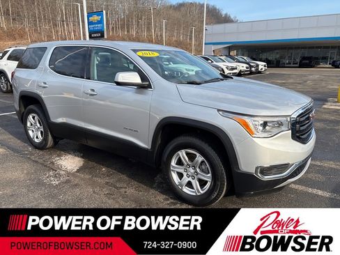 Used 2018 GMC Acadia SLE w/ LPO, Floor Liner Package image 7