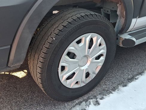 Used 2024 Ford Transit 250 Low Roof w/ Exterior Upgrade Package image 8