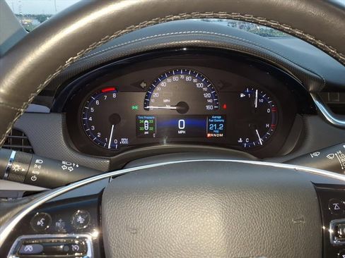 Used 2016 Cadillac XTS Luxury w/ Driver Awareness Package image 17