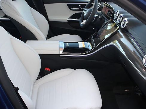Used 2026 Mercedes-Benz C 300 Sedan image 33