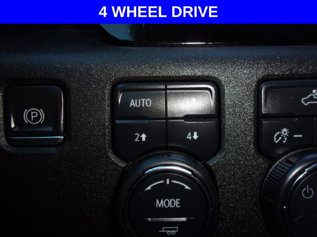 Used 2022 Chevrolet Silverado 1500 RST AWD/4WD image 9