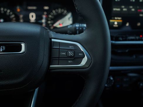 New 2026 Jeep Compass Latitude image 22