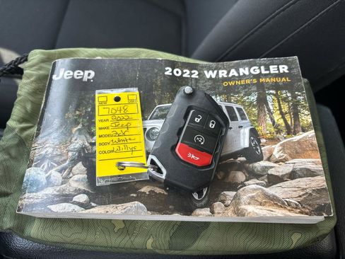 Used 2022 Jeep Wrangler Sport image 32