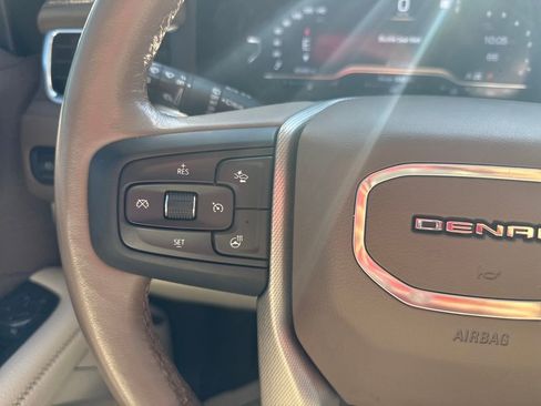 Used 2022 GMC Yukon Denali image 21