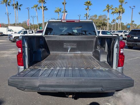 Used 2025 Chevrolet Silverado 1500 LT image 13