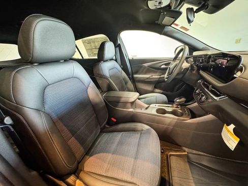 New 2026 Buick Envista Preferred w/ Advanced Safety Package image 21