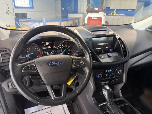 Used 2018 Ford Escape SEL w/ Canadian Touring Package FWD image 25