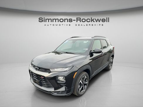 Used 2023 Chevrolet TrailBlazer RS w/ Convenience Package AWD/4WD image 1
