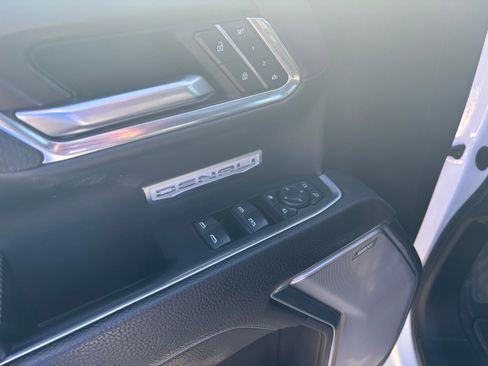 Used 2024 GMC Sierra 1500 Denali w/ Denali Reserve Package image 10