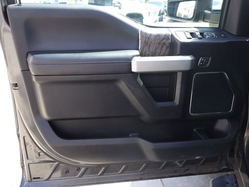 Used 2019 Ford F350 Lariat w/ Tow Technology Bundle AWD/4WD image 10