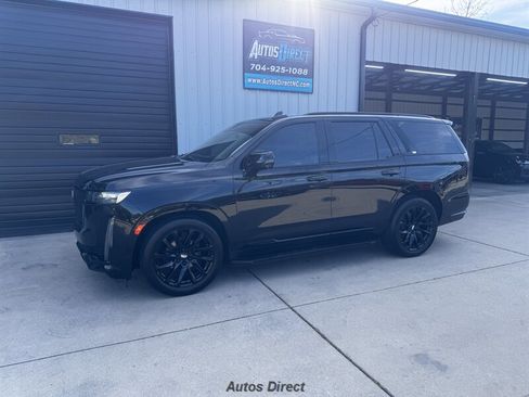 Used 2021 Cadillac Escalade Sport w/ Driver Assist Tech Package image 5