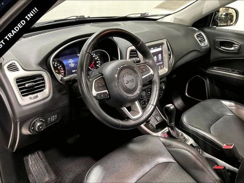 Used 2019 Jeep Compass Latitude w/ Popular Equipment Group image 12