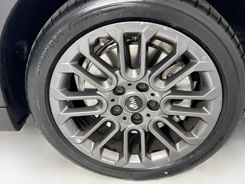 Certified 2026 MINI Cooper S FWD image 32