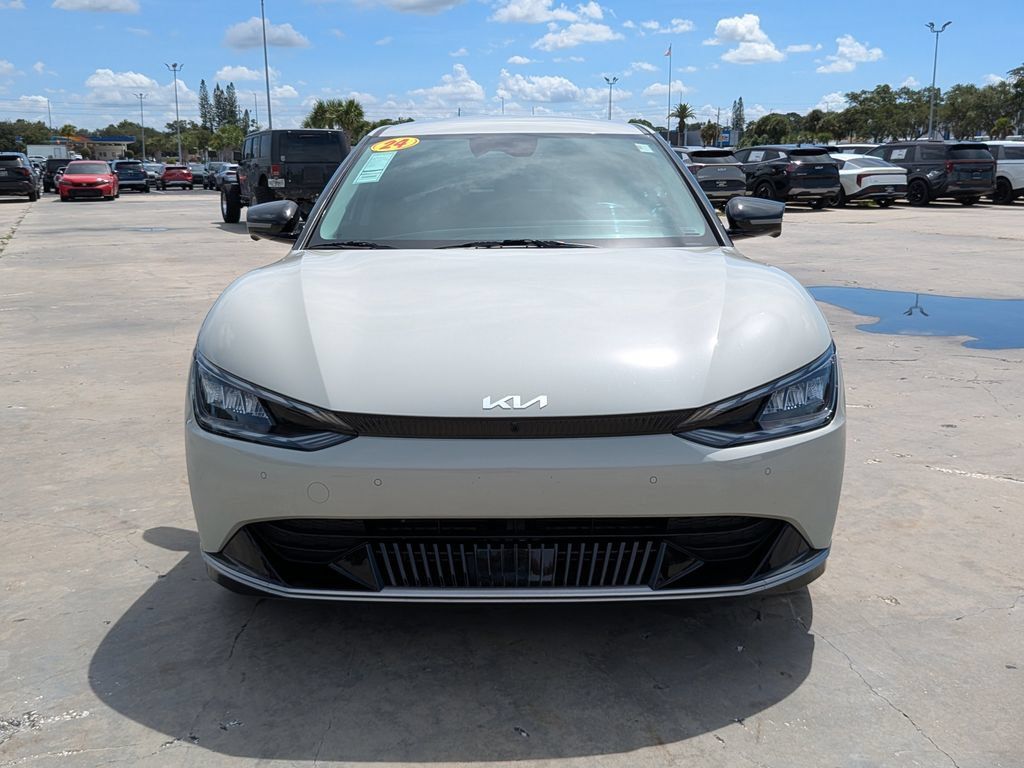Certified 2024 Kia EV6 Wind w/ Wind Technology Package RWD image 3