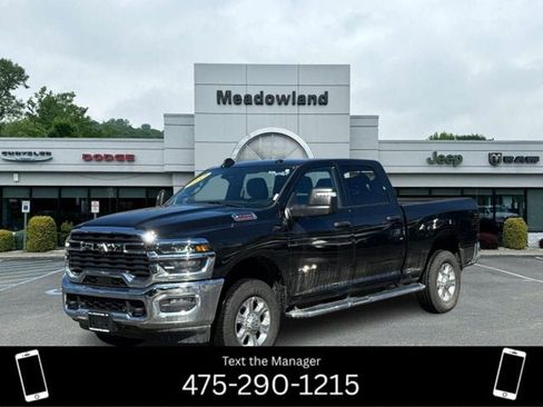 Used 2025 RAM 2500 Big Horn AWD/4WD image 1