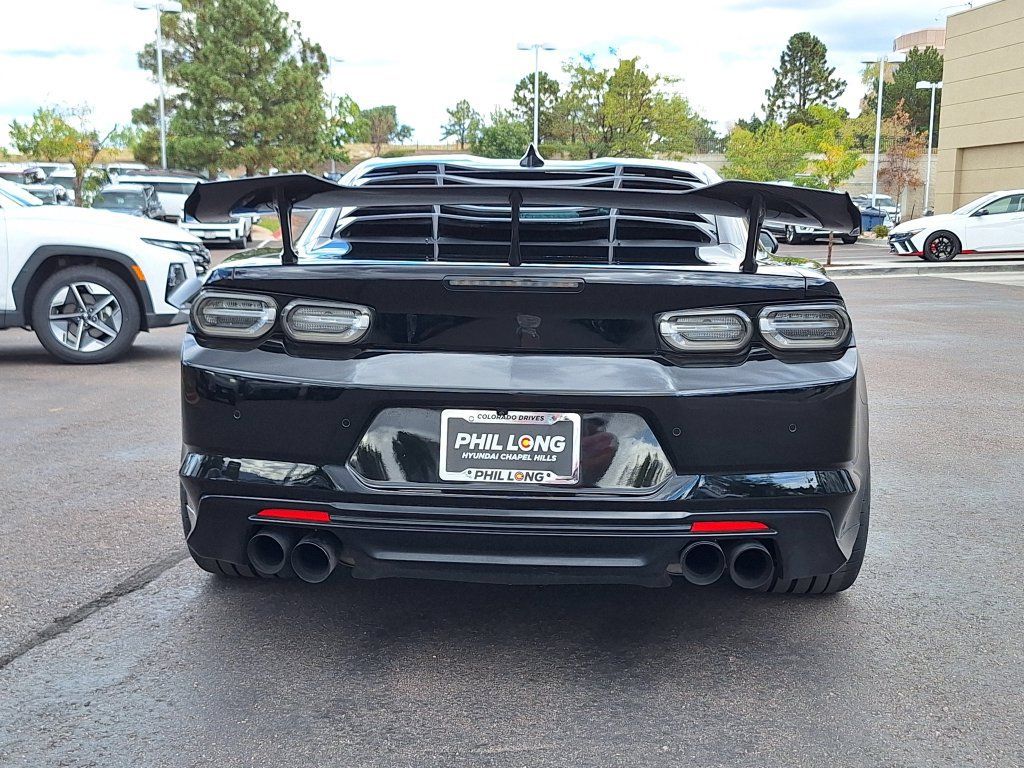 Used 2019 Chevrolet Camaro ZL1 RWD image 4