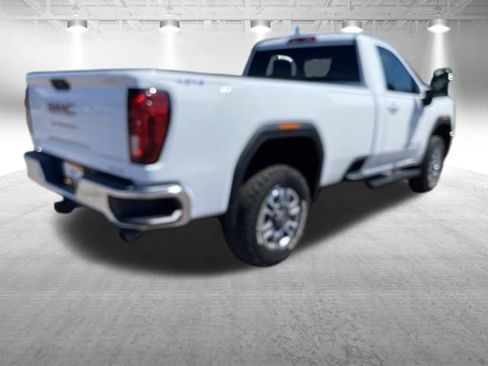 Used 2025 GMC Sierra 2500 SLE w/ SLE Convenience Package AWD/4WD image 6