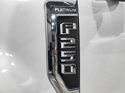 Used 2019 Ford F250 Platinum w/ Platinum Ultimate Package AWD/4WD image 54