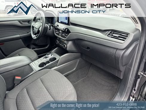 Used 2024 Ford Escape Active AWD/4WD image 36