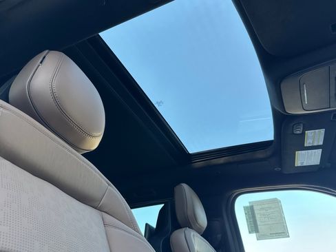 New 2025 Lincoln Navigator Black Label image 14