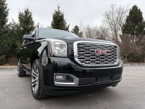 Used 2018 GMC Yukon Denali w/ Denali Ultimate Package image 11