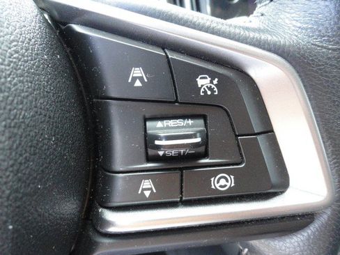 Used 2022 Subaru Legacy Limited AWD/4WD image 22