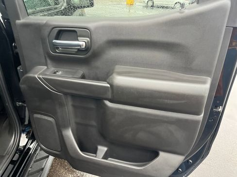 Used 2022 Chevrolet Silverado 1500 Custom Trail Boss image 25