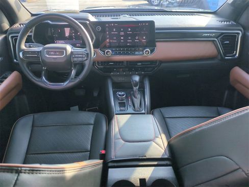 Used 2023 GMC Canyon AT4 w/ AT4 Premium Package image 15